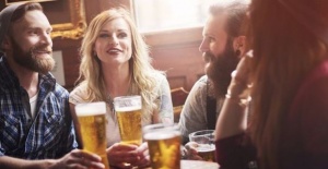 Under-25s turning their backs on alcohol, study suggests