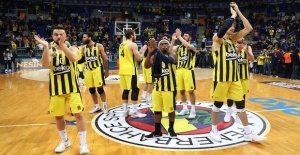 Fenerbahce Beko clinch EuroLeague regular season lead