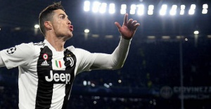 Ronaldo lifts Juventus to Champions League quarters