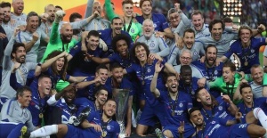 Chelsea clinch UEFA Europa League cup