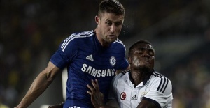Chelsea's Gary Cahill joins Crystal Palace