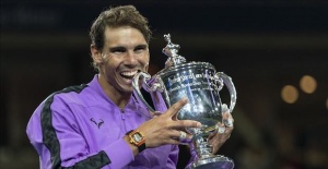 Nadal wins US Open men's final against Medvedev