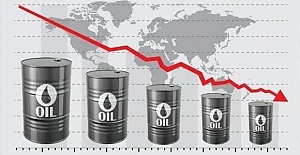 Experts warn of economic recession amid virus spread, oil price dive