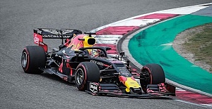 Formula 1: Max Verstappen wins British Grand Prix
