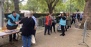 How to get to the back of the queue! Queen Elizabeth II lying in state viewing