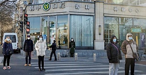 China rolls back strict Covid rules after protests