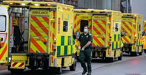 Ambulance workers begin strike in England,...