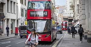 Bus £2 fare cap extended for three months