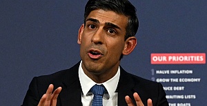 Rishi Sunak continues to stall on HS2 announcement