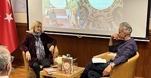 Acclaimed author and historian Diana Darke presented her latest book, Islamesque