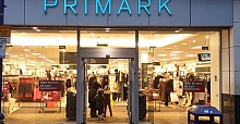Primark to cut 400 store management jobs