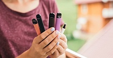Children's doctors call for ban on disposable vapes