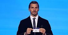 Zlatan Ibrahimović receives UEFA President’s Award